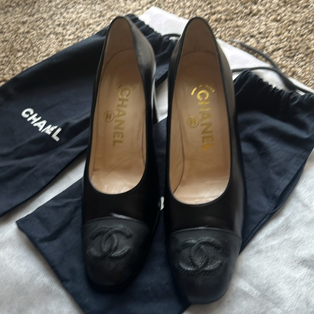 Authentic Chanel Heels Shoes - Black Size 36 Made in France - Picture 4 of 13